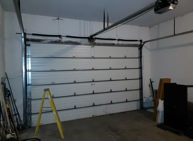  New Album of Neto Garage Door LLC 3025 Ottawa Avenue South - Photo 3 of 5