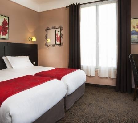  Profile Photos of Hotel Chatillon Montparnasse 11, Square de Chatillon - Photo 4 of 8