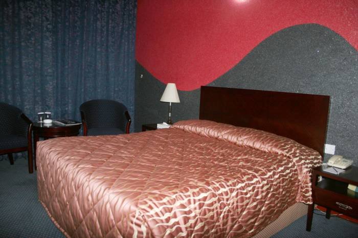  Profile Photos of VERSAILLES HOTEL DUBAI Al Rigga Street, Deira - Photo 18 of 24