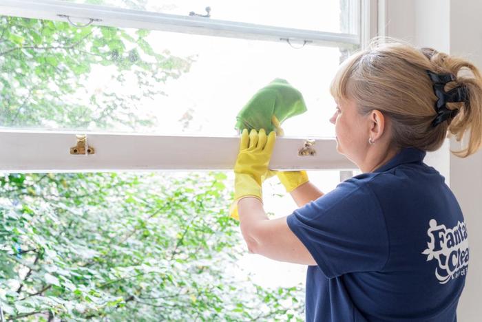 Domestic cleaning in Guildford Profile Photos of Fantastic Services in Guildford Eastgate Gardens - Photo 2 of 6