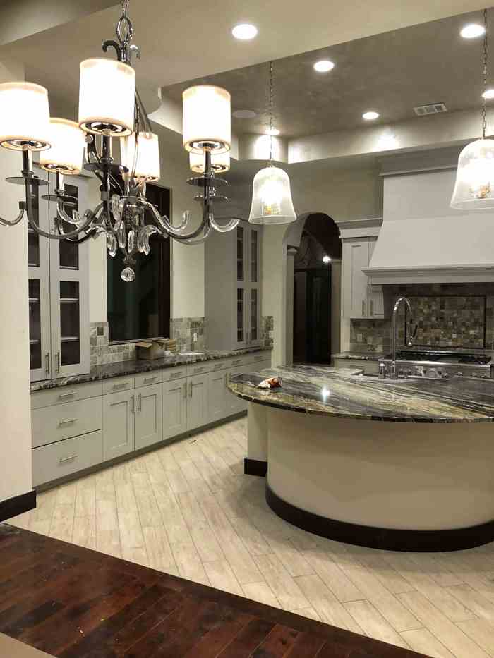  Profile Photos of Touch of Paint DBA Lakeway - Photo 1 of 1