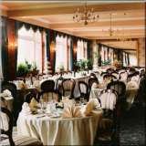 Le Barouque, Fountain Court Chijmes