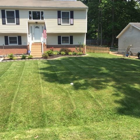  Profile Photos of Jim' s Lawn and Landscape Spotsylvania - Photo 1 of 1