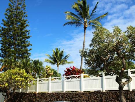  Profile Photos of Best Vinyl Fence & Deck 400 Hana Hwy, Unit K1 - Photo 2 of 4