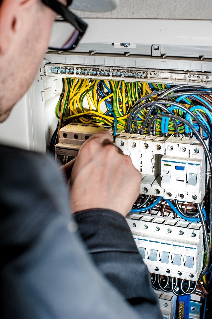  New Album of Emergency Electrician London 365 43 Dudley Court - Photo 2 of 3