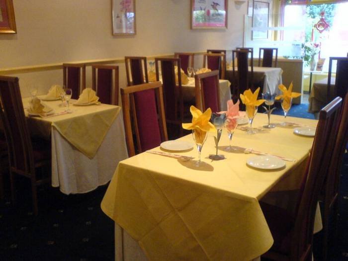  Profile Photos of Oriental Garden Chinese Restaurant 85a Chatterton Road - Photo 2 of 5