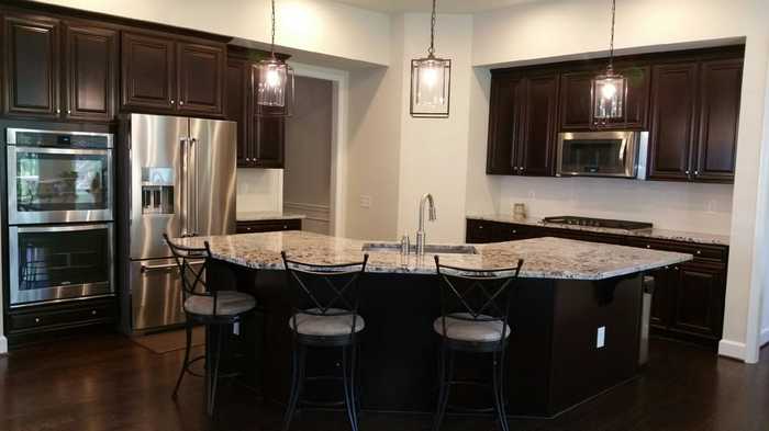  Profile Photos of APS Home Cleaning Services 43150 Broadlands Center Plaza Suite 152-219 - Photo 5 of 12