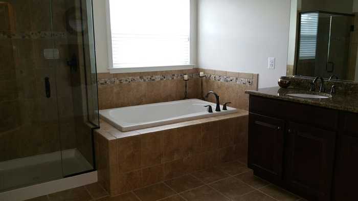  Profile Photos of APS Home Cleaning Services 43150 Broadlands Center Plaza Suite 152-219 - Photo 3 of 12