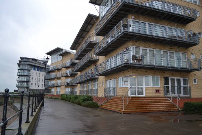  selection of Let Properties of Virotti - Residential Lettings & Property Management Azalea Drive - Photo 7 of 9