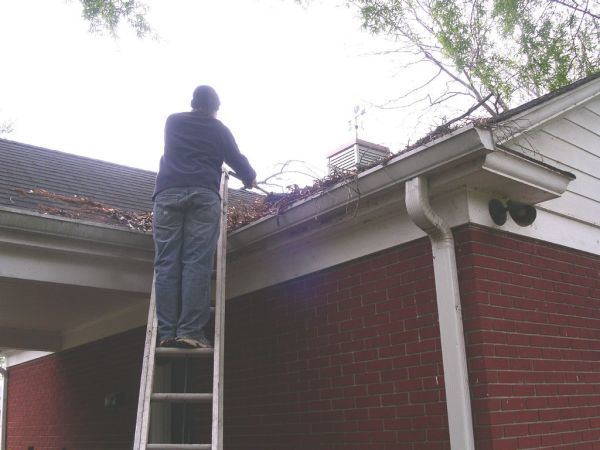 rain gutter cleaning kansas city New Album of Kansas City Gutter Cleaning Expert 1881 Main St #300 - Photo 10 of 11