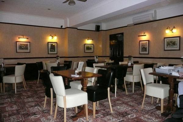  Profile Photos of The Lodge Inn Hayes Chase, Burnham Road(A132) - Photo 7 of 8