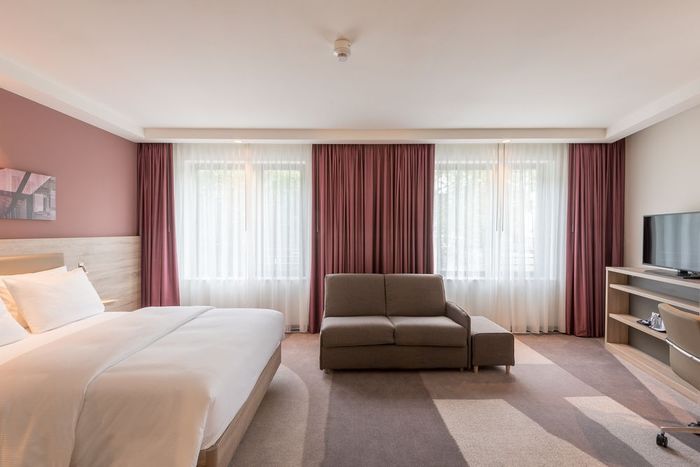  New Album of Hampton by Hilton Frankfurt City Centre East GrusonstraÃŸe 4 - Photo 10 of 11