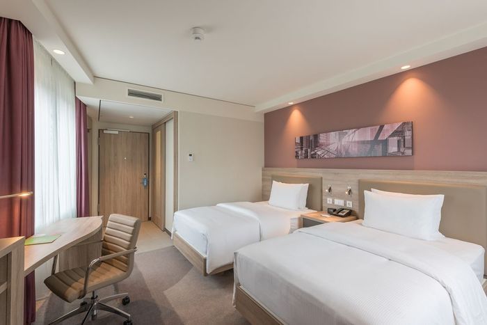  New Album of Hampton by Hilton Frankfurt City Centre East GrusonstraÃŸe 4 - Photo 3 of 11