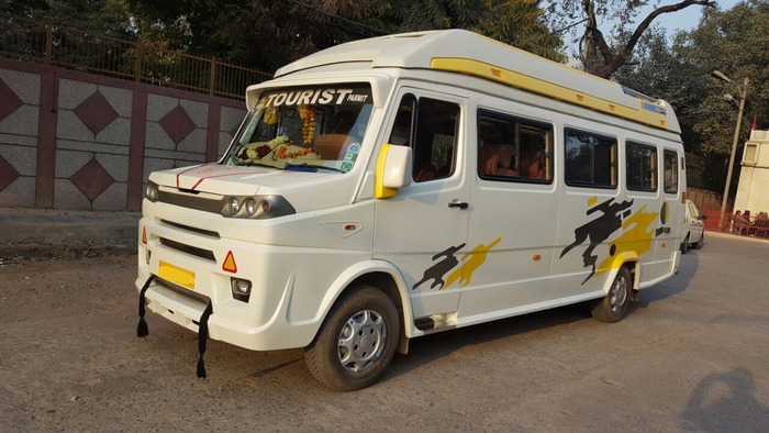  Exterior of Tempo Traveller hire, Mini Bus and Bus Hire Rental Delhi Paras Interna 365, Third Floor, Aggarwal Modern Bazar, Plot No. C-33, Lawrence Road - Photo 1 of 6