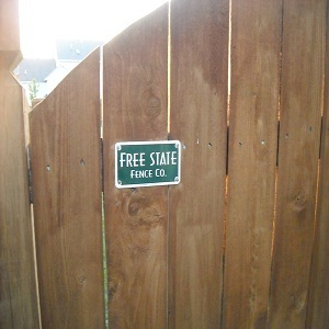  Profile Photos of Topeka Fencing 909 SW Kent Pl - Photo 2 of 4