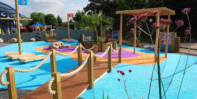  Pricelists of Blades Artificial Grass - Artificial Grass Suppliers and Installation Specialists 33a Gwydyr Mansions, Holland Road - Photo 7 of 7
