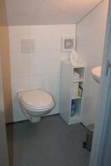 toilet Studio, Aan de Pier B&B Sub 7 near Amsterdam in the Netherlands, Almere