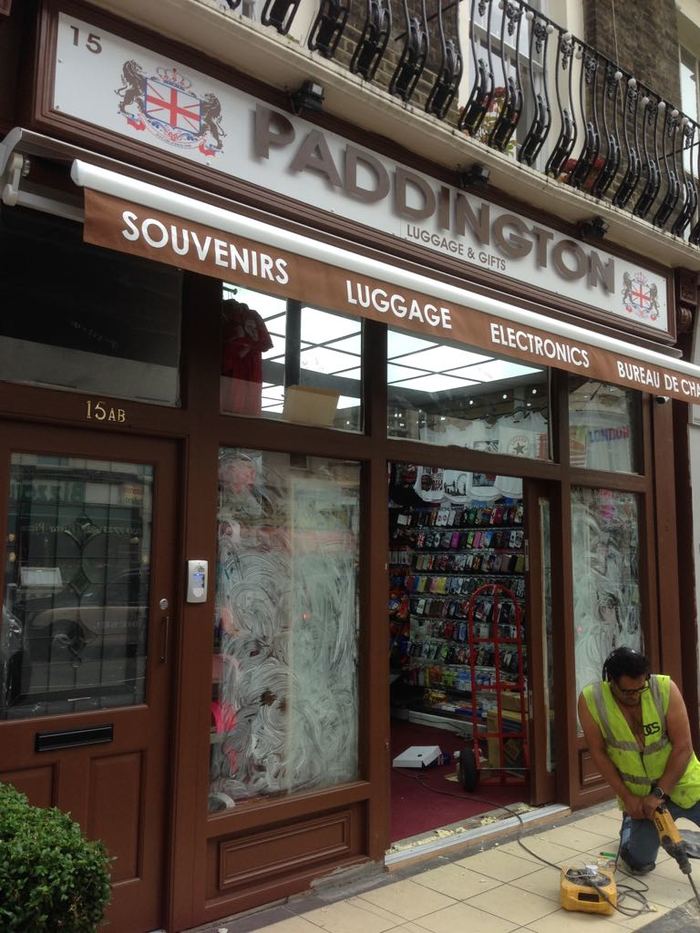  Shopfronts of United Shopfront LTD 100 Rosebery Avenue - Photo 3 of 4