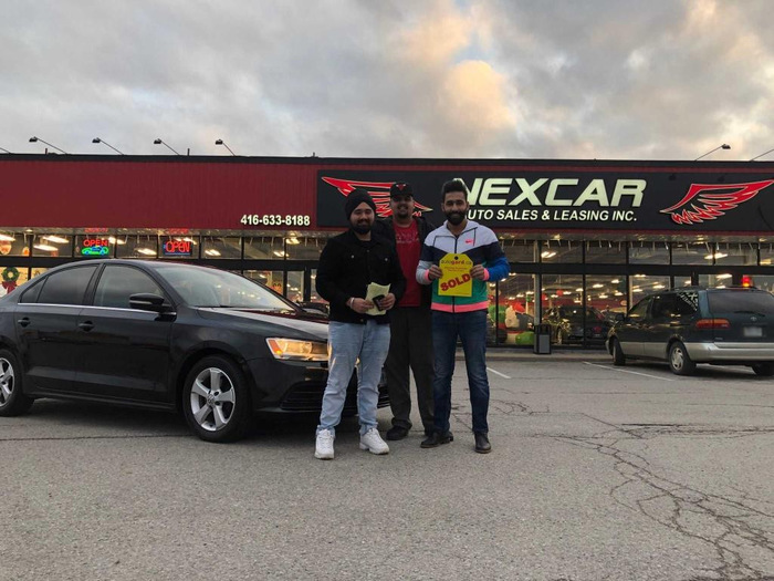 Nexcar Sold Volkswagen Happy Client Photo 2 of Nexcar Auto Sales & Leasing 1235 Finch Ave West - Photo 58 of 77