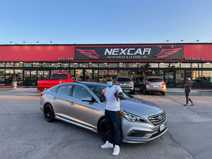 2017 Hyundai Sonata Limited Happy Client Photo 2 of Nexcar Auto Sales & Leasing 1235 Finch Ave West - Photo 30 of 77