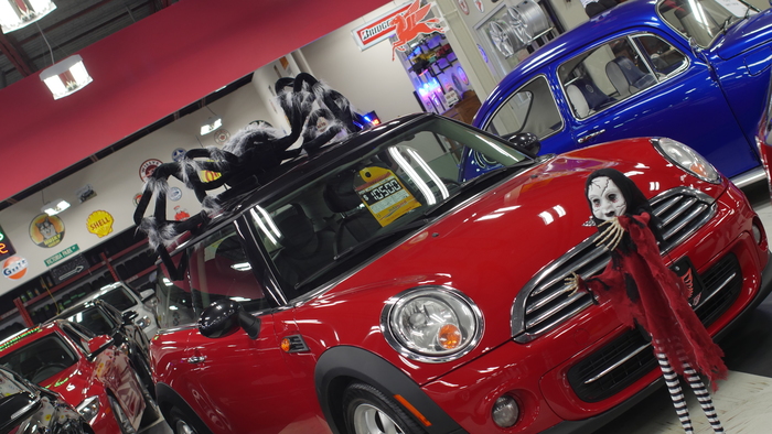 Welcome to our showroom! Take a look around.  Our Showroom of Nexcar Auto Sales & Leasing 1235 Finch Ave West - Photo 11 of 48