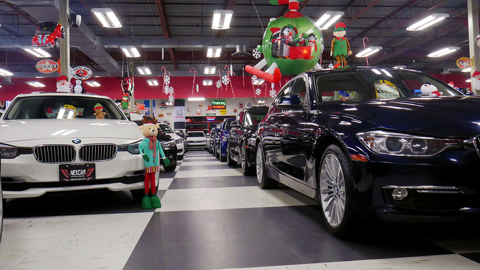 Welcome to our showroom! Take a look around.  Our Showroom of Nexcar Auto Sales & Leasing 1235 Finch Ave West - Photo 34 of 48