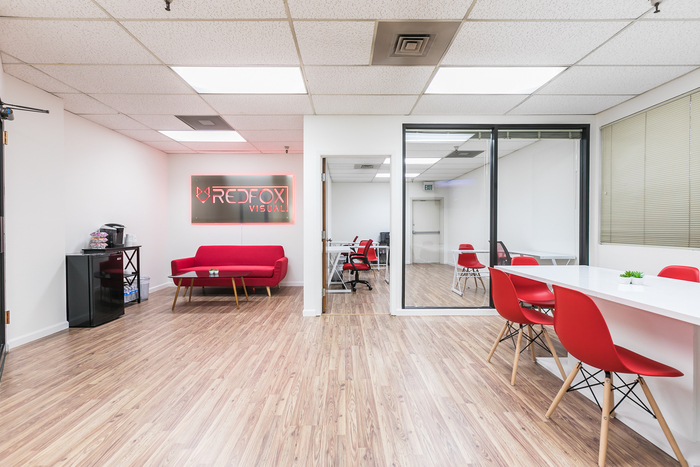  Profile Photos of REDFOX VISUAL 1843 S Broadway Ave. Ste 102 - Photo 2 of 2