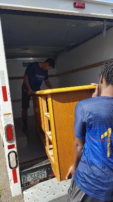  Profile Photos of Sound Moving Services 4739 university way NE #150 - Photo 3 of 4