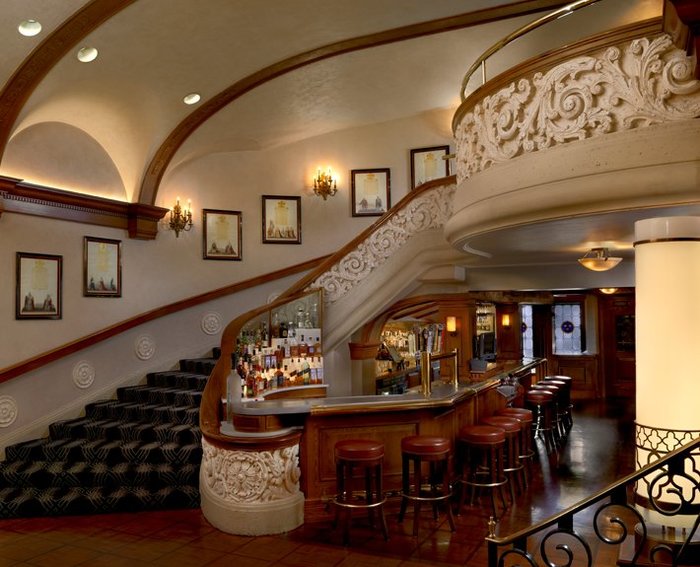  New Album of Lawry's The Prime Rib 100 East Ontario Street - Photo 2 of 6