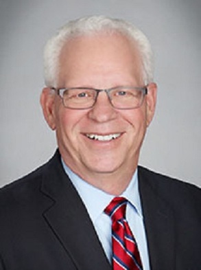  Profile Photos of Roy L. Comer Civil Litigation & Personal Injury Lawyer 98 Discovery - Photo 2 of 5