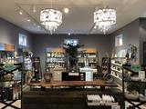 Salon Soleil, Hayward