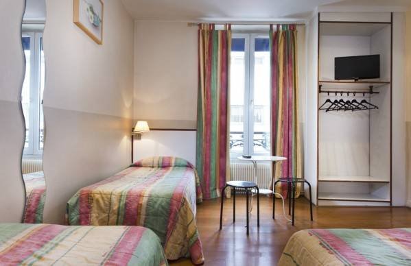  Profile Photos of Hotel Merryl 7-9, rue Pajol - Photo 10 of 11