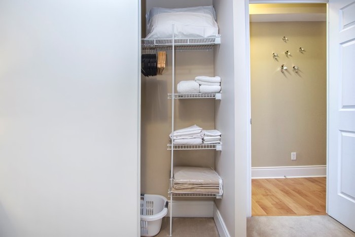  Platinum Suites Apartment of Platinum Suites - Furnished Apartments Mississauga 310 Burnhamthorpe Rd W - Photo 13 of 22