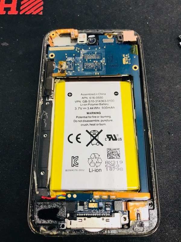  Profile Photos of Fonestech - iphone Battery Replacement Kingswinford 10, Townsend Place Kingswinford - Photo 2 of 4