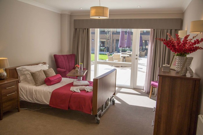  New Album of Bramshott Grange Connaught Drive - Photo 2 of 6