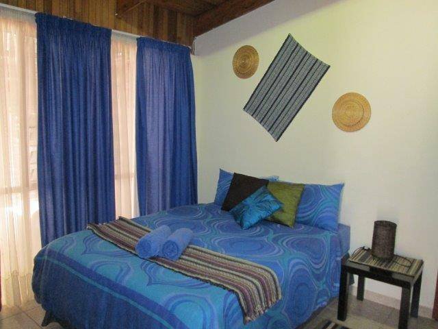 Room 1 - Luxury Room Profile Photos of Bendor Bayete Self Catering Accommodation 39 Pierre Street, Bendor - Photo 2 of 9