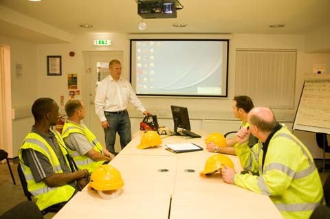  Wallace School of Transport Gallery of Wallace HGV LGV PCV Bus Coach Driver CPC Forklift Training 8 Steele Road - Photo 14 of 29