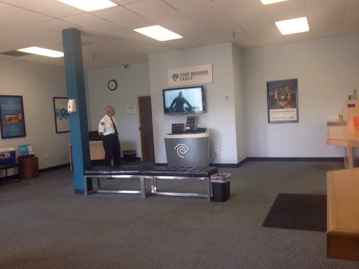  Profile Photos of Time Warner Cable 1260 Monroe Avenue Monroe Center - Photo 1 of 2