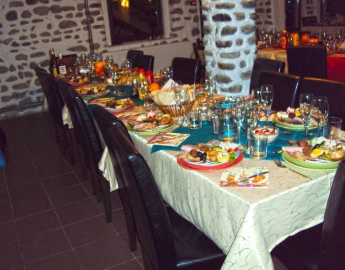  Profile Photos of SuperPensiuni Teiul Doamnei - Photo 10 of 25
