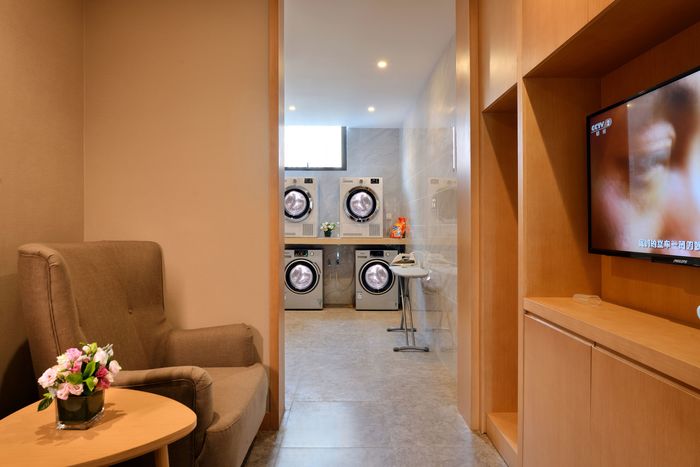  New Album of Holiday Inn Express Chengdu Tianhe 169 Lianghe West Road, Xipu District, (D exit Tianhe Metro Station) - Photo 9 of 13