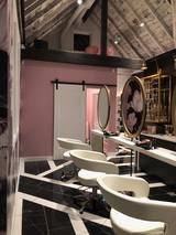 Hairdresser Kelowna Mod Salon & Style Bar 4649 Lakeshore Rd 