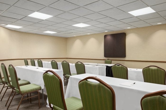  Country Inn & Suites by Radisson, Annapolis, MD of Country Inn & Suites by Radisson, Annapolis, MD 2600 Housley Road - Photo 6 of 10