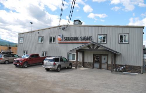  Profile Photos of Selkirk Signs & Services Ltd. 421 Patterson St. W - Photo 2 of 4
