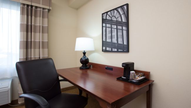  New Album of Country Inn & Suites by Radisson, Buffalo South I-90, NY 164B Slade Avenue - Photo 3 of 10