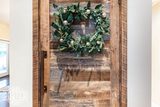  Porter Barn Wood 901 S 7th St 