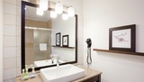  Country Inn & Suites by Radisson, Chippewa Falls, WI 1021 West Park Avenue 