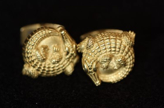  Profile Photos of Gold Coast Jewelry & Pawn 1786 E Jericho Turnpike - Photo 8 of 12