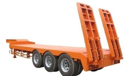 Low Bed Trailer<br />
Low Loader Trailer<br />
Lowboy Trailer Profile Photos of Sino Motor / Low Bed Trailer / Low Loader Trailer / Tanker Trailer / Equipment Trailer No.99 Xianwei Road - Photo 34 of 44