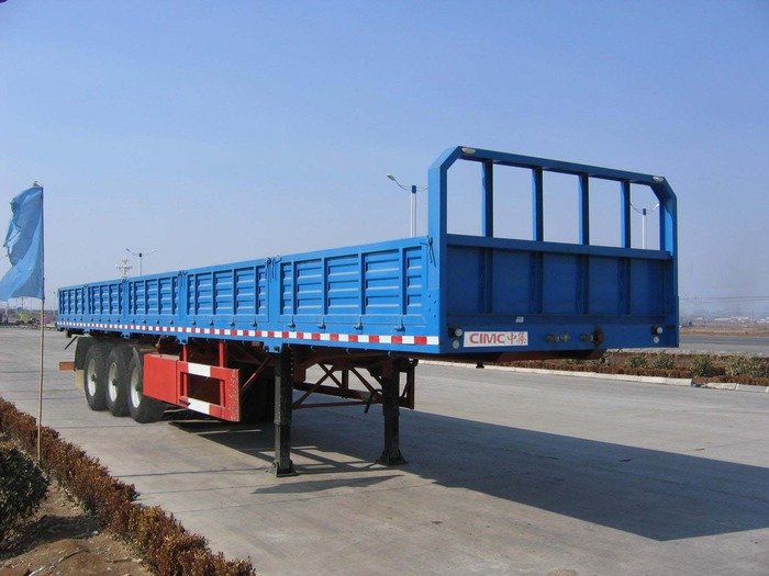Flat Bed Trailer<br />
Cargo Trailer Profile Photos of Sino Motor / Low Bed Trailer / Low Loader Trailer / Tanker Trailer / Equipment Trailer No.99 Xianwei Road - Photo 28 of 44