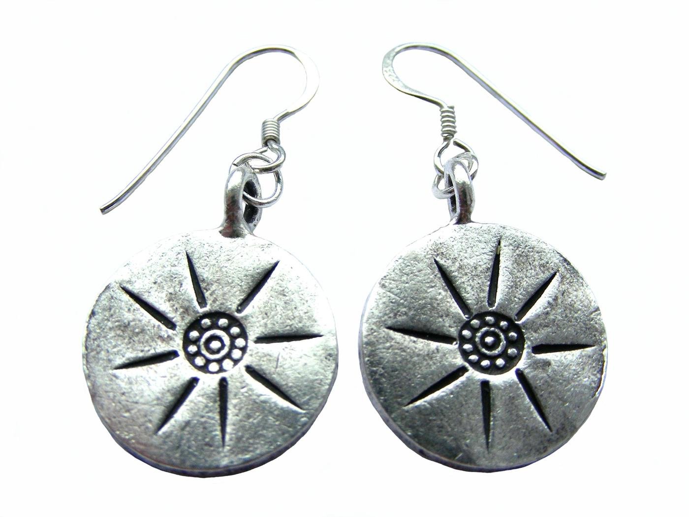 E013 Claudia Earrings E013 Claudia Earrings